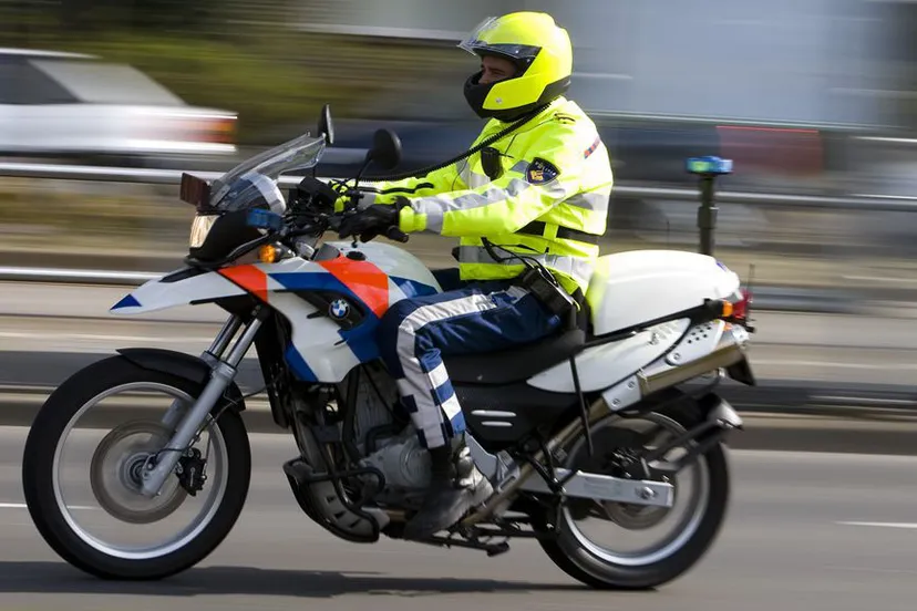 jo4qe1i6id5w1buxym79j6wap politiemotoragentpolitiemotormotordienderagenthulpdiensten