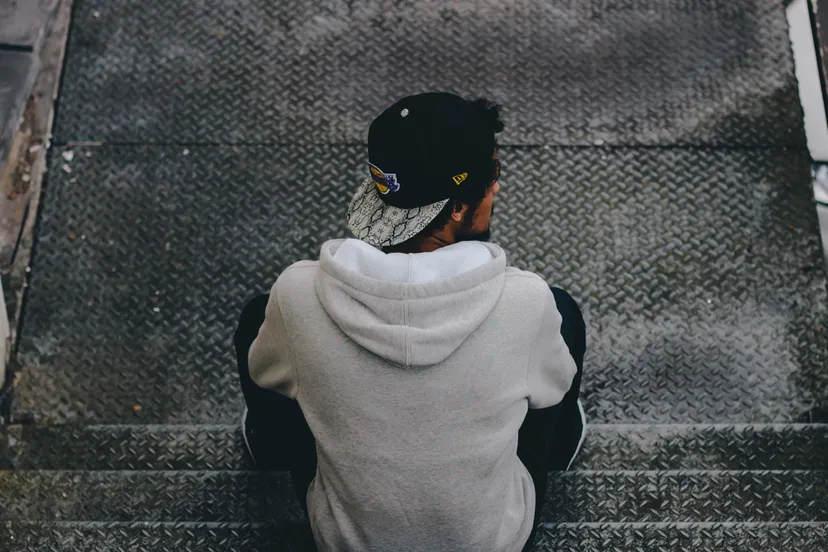 jongere hoodie petje cc0 pexels