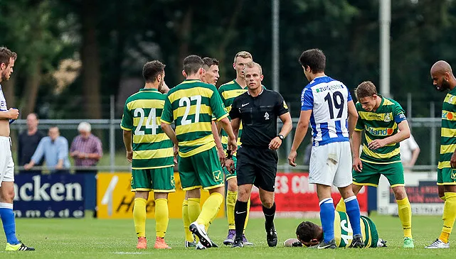 jorrit smeets geblesseerd tegen evv