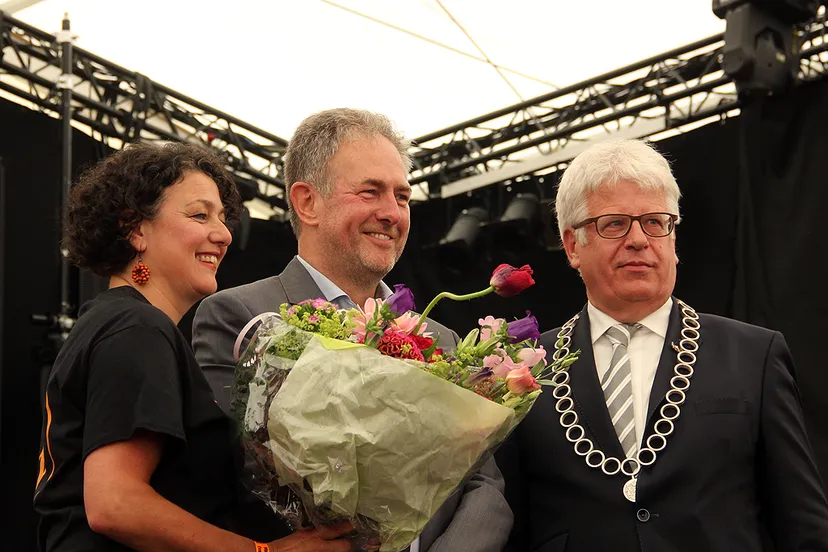 jos cremers en echtgenote uitreiking lidmaatschap orde van oranje nassau tijdens mp feesten in geleen