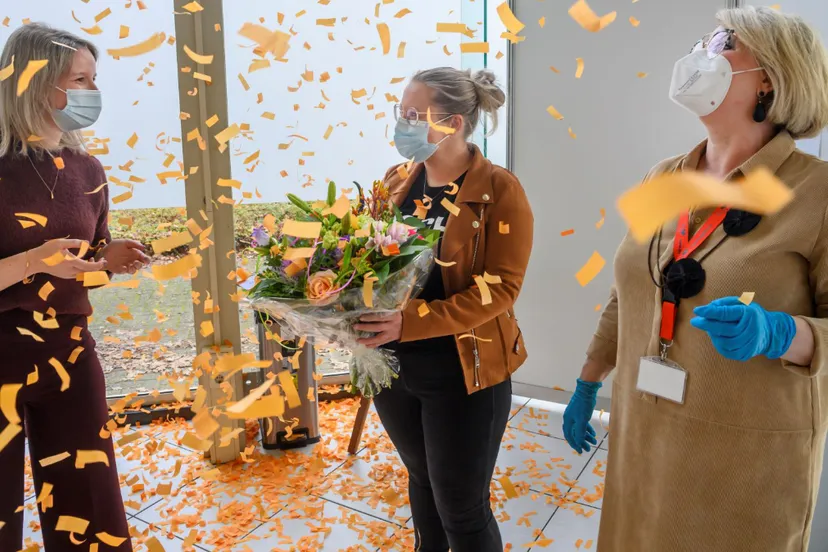 jt miljoenste prik door ggd 8134 klein