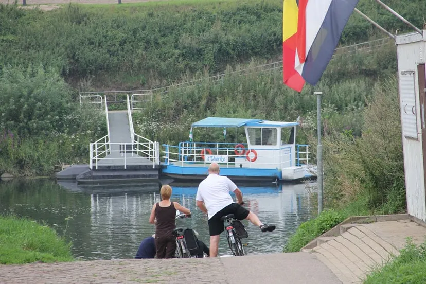 jtlvufdl5vff427pxm58rlhbc voetveerbeeg12 klein 16 9