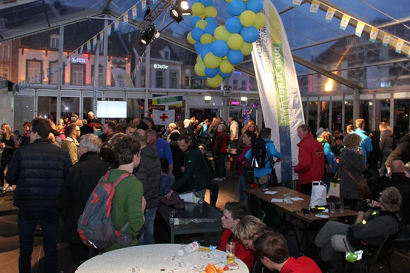 kennedymars markt tent 2