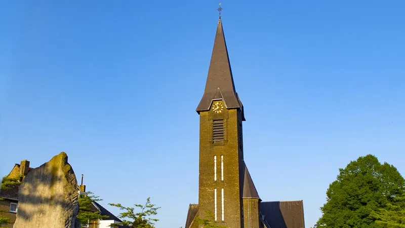 kerk lindenheuvel foto ivo goessens
