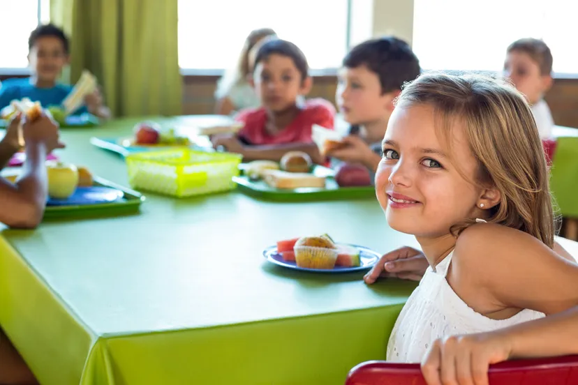 kinderen lunch school