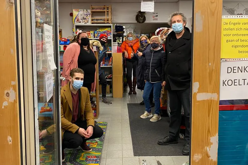 kinderkledinginzameling pvda evzg 0