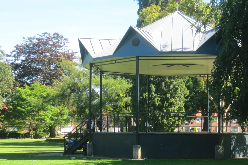 kiosk burgemeester damenpark geleen