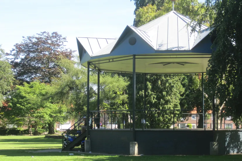 kiosk burgemeester damenpark geleen
