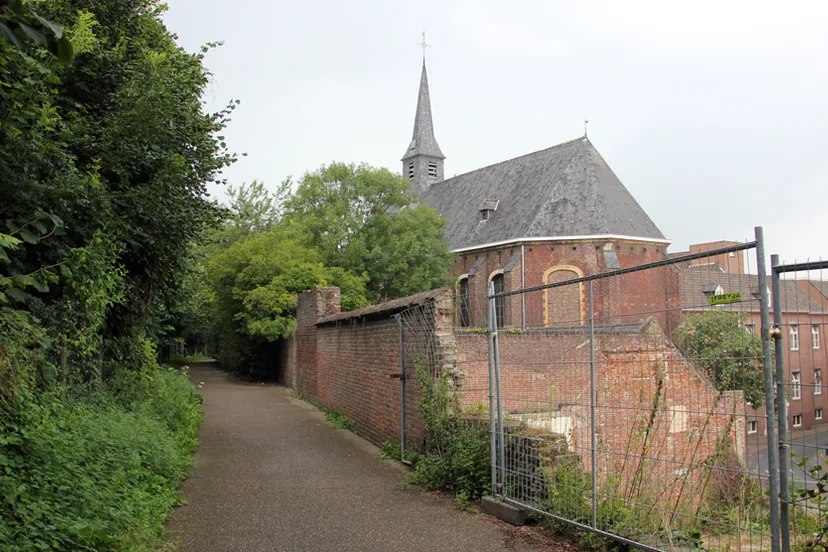 kl6uiaib9u1g1xfenwpm6jqme loak van zitterd 1