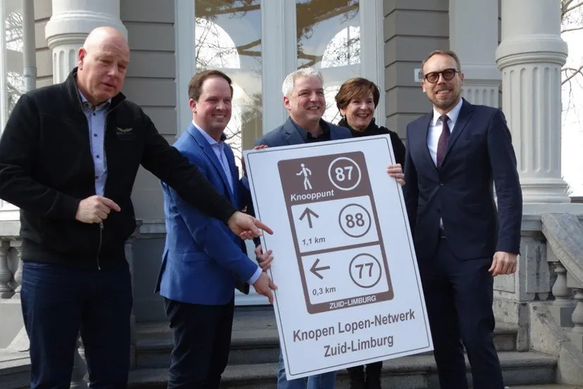 knopen lopen bordje 13