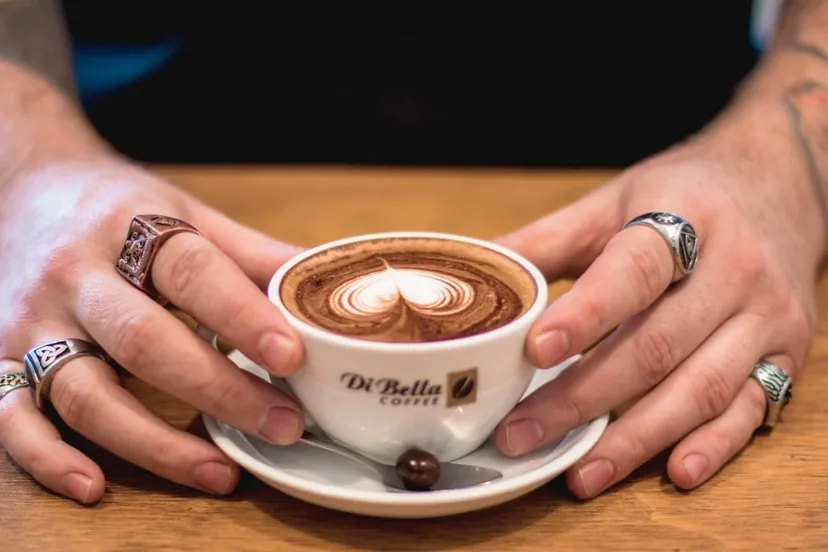 kop koffie tegen eenzaamheid