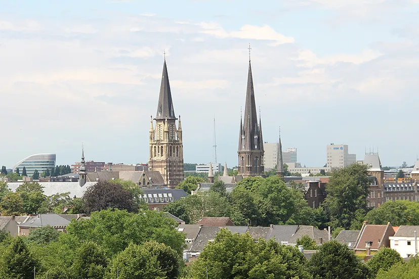 kpzo0oozsoo2pwdpvji55qbgt sittard silhouet oud en nieuw 1groot 16 9