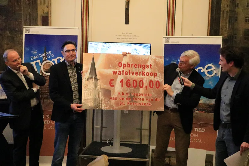 kup wafelverkoop toren grote kerk