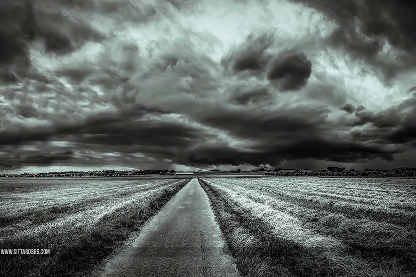 l2yryderr4nuqypkfp4yzgs8t sittard 365 zwart wit stormt