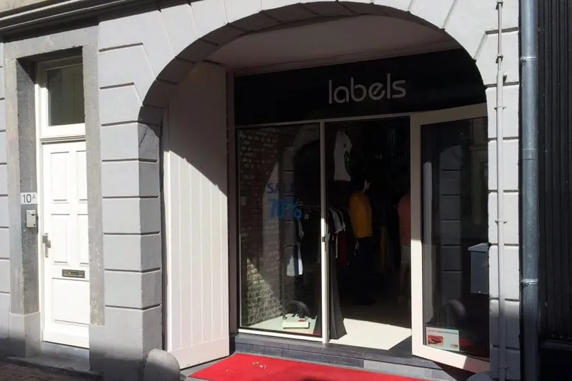 labels