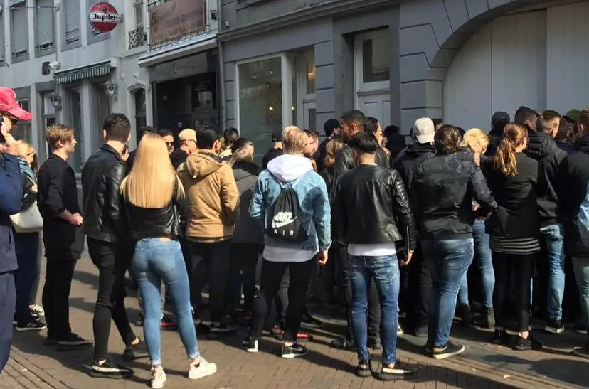 labels yeezy boost 2017 1