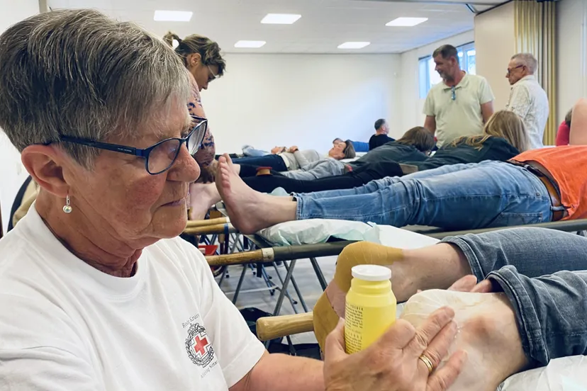 laura laumen plakt al 44 jaar voeten af