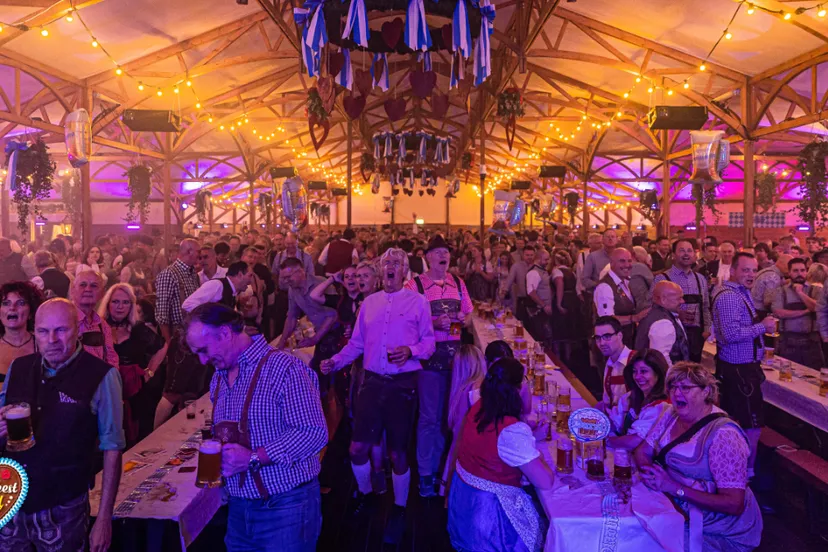 lead 2022 10 25 oktoberfeest dinsdag livefeed logo 019