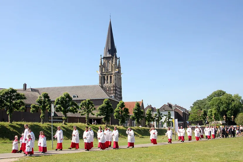 lead sacramentsprocessie 2019