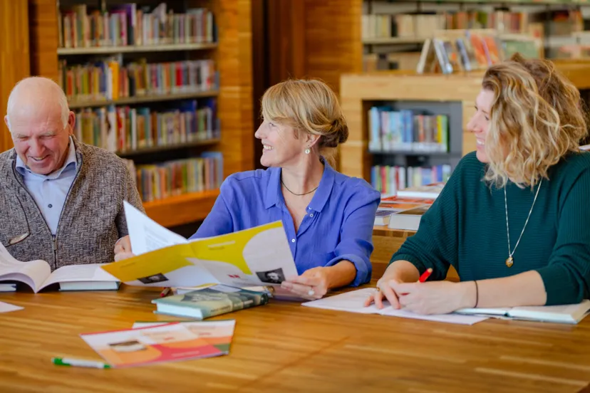 leesclub van senia at ilse schuurmans2jpg