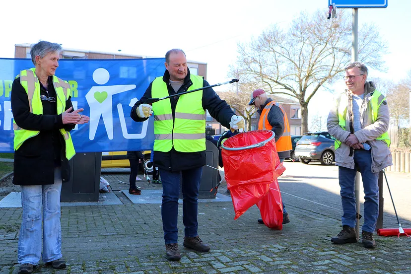 leon geilen geeft het startsein van mooimakers sittard geleen