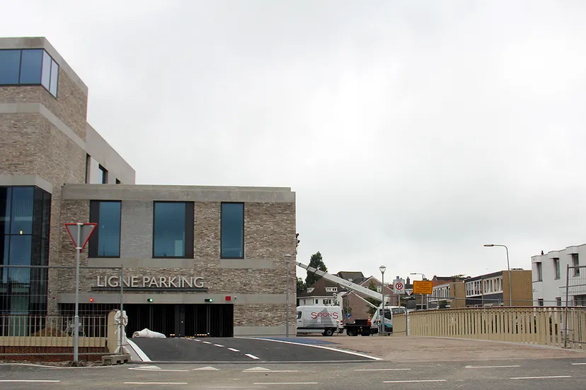 ligne 5 augustus 2016 brug linde naar parking