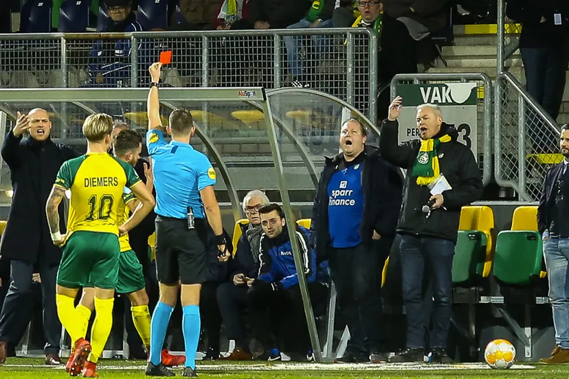 lindhout trekt rood voor jorrit smeets