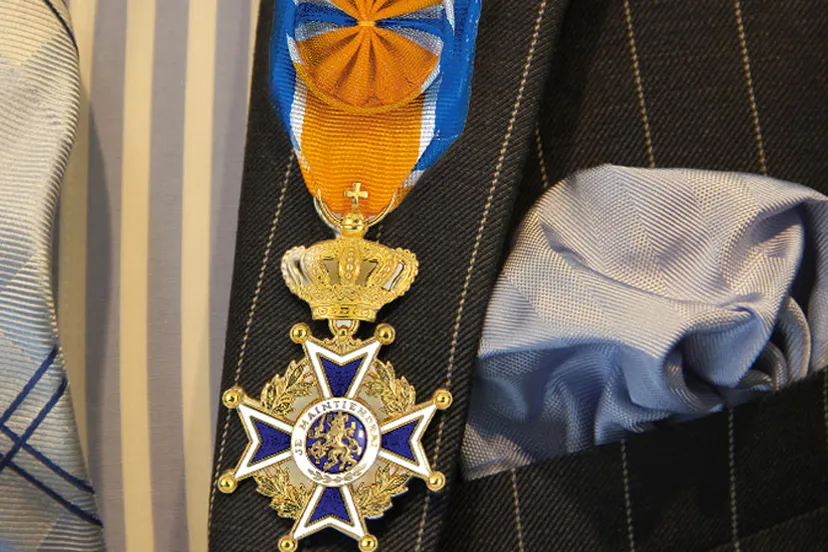 lintje officier in de orde van oranje nassau koninklijke onderscheiding