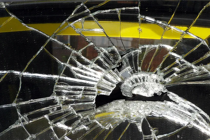 liz sullivan cc by sa 40 via wikimedia commons vandalisme autospiegel