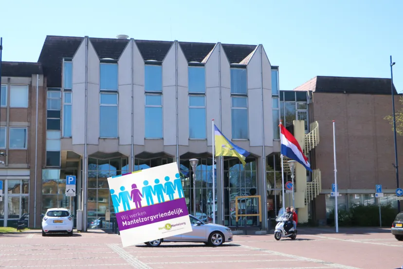 mantelzorgvriendelijk gemeentehuis geleen op een zonnige dag in 2021