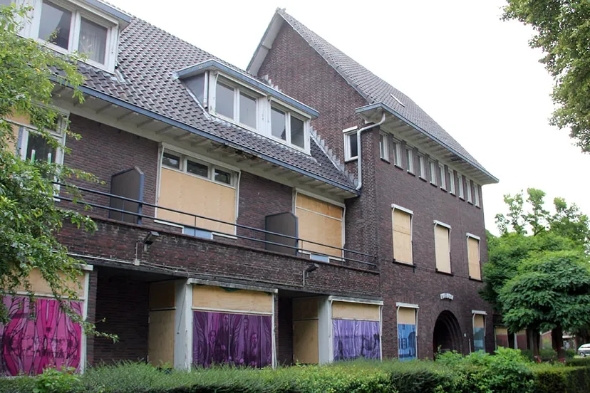 mariahof overhoven sittad