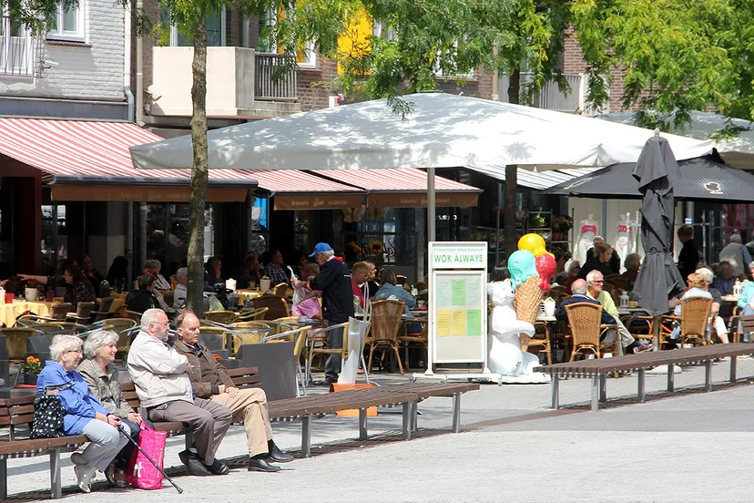 markt geleen zitbanken