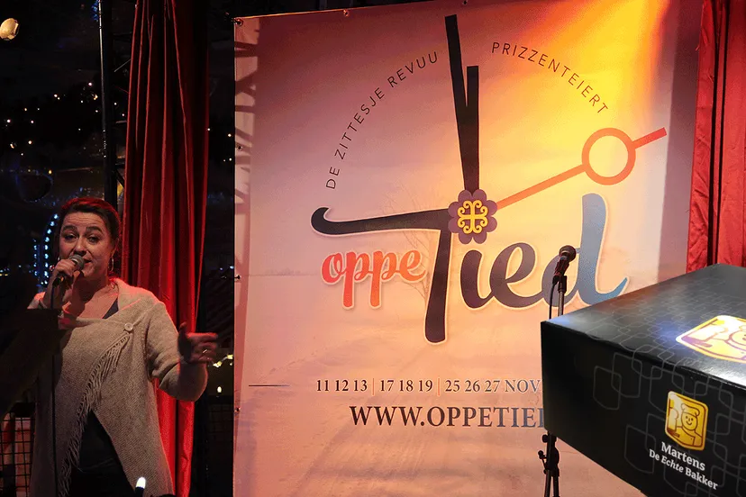 marlou obers de tijd in oppe tied gebaksdoos martens