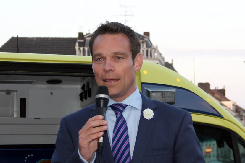martijn van helvert markt sittard maatjestref 2016