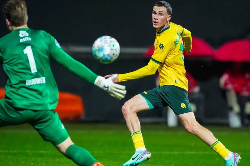 milan robberechts naar vvv venlo