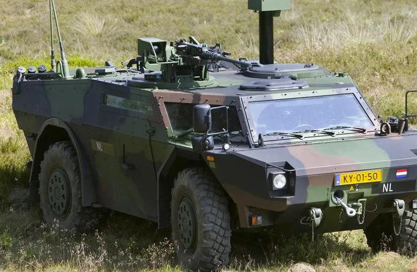 militaire oefening legervoertuig