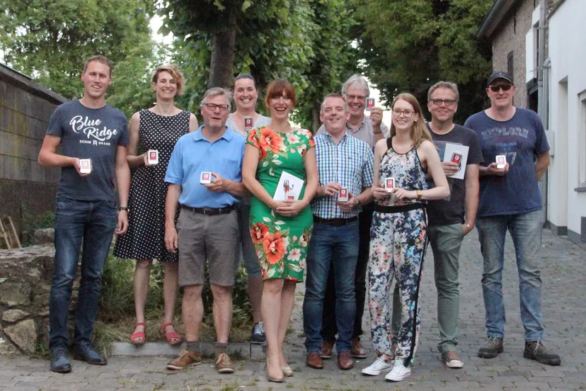 mo zittesje thriller de gezichten achter de stemmen