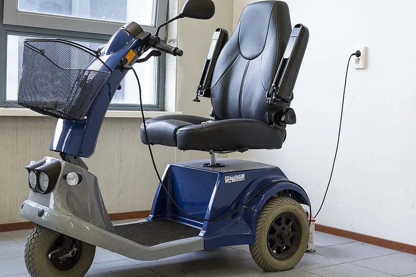 mobility scooter 1372965 1280 scootmobiel