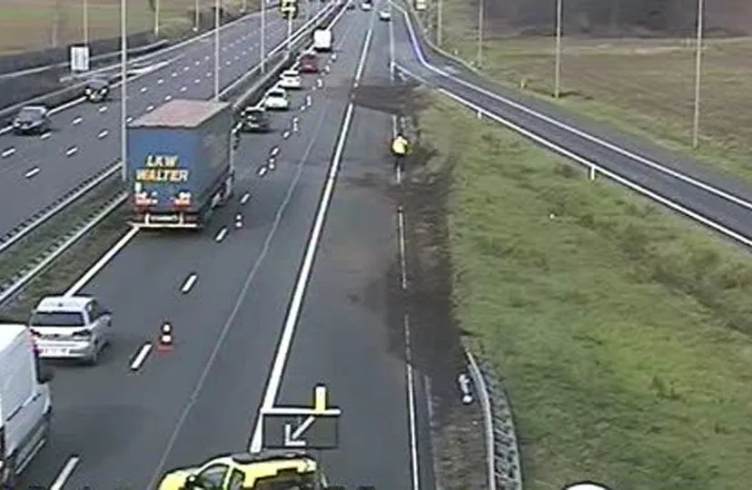 modderspoor op a2 bij urmond