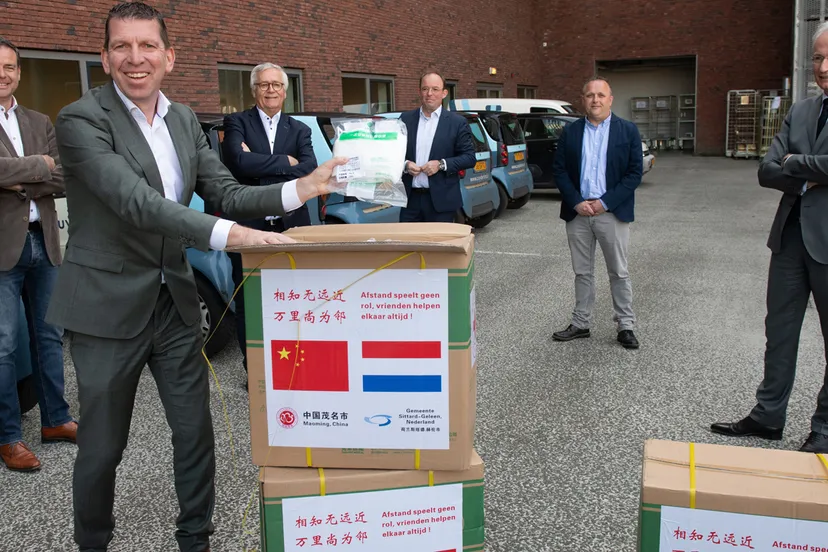 mondkapjes maoming ermindo armino