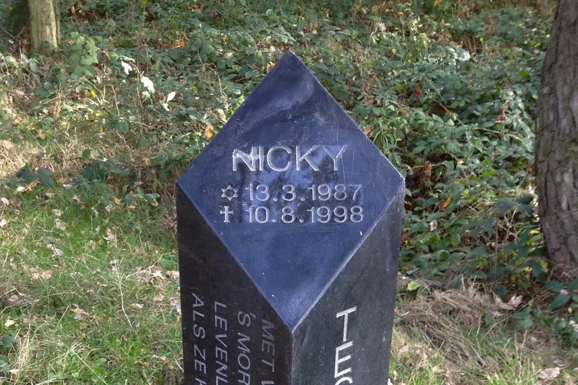 monument nicky verstappen saschaporsche cc by sa 30 https creativecommons