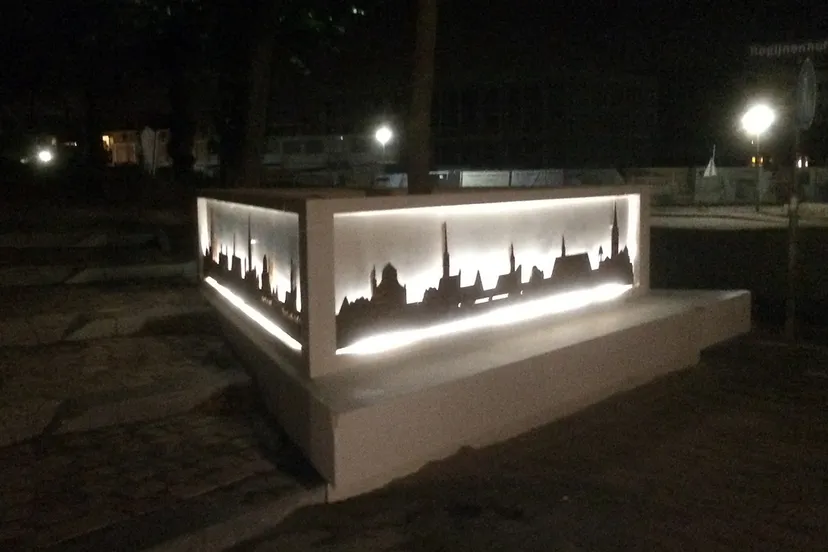 monument thur laudy donker