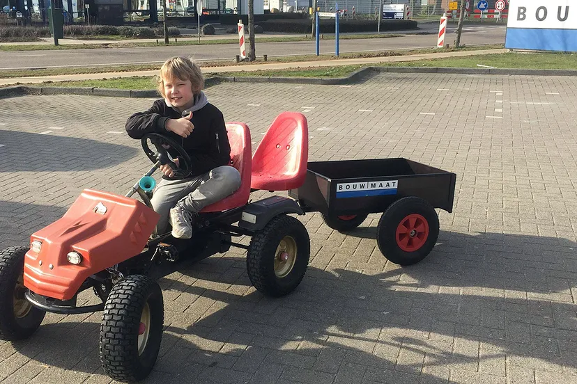 morris thole bouwmaat