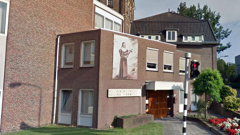 n3zmg32cse2j42k4l111bes4k regina carmeli