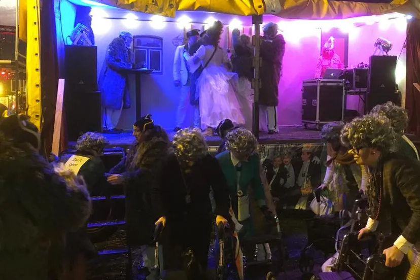 nach van t awt wief 2020