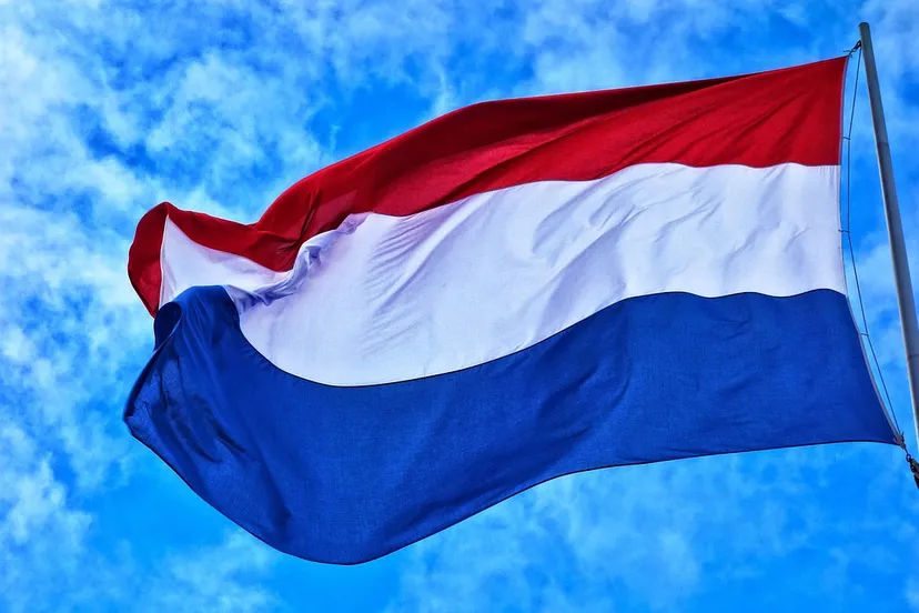 nederlandse vlag cc0 via pixabay mabel amber