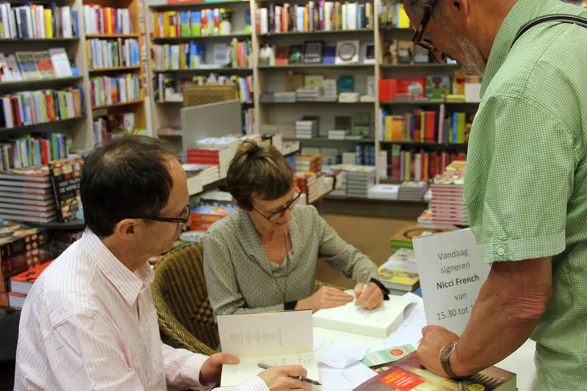 nicci french signeren bij krings