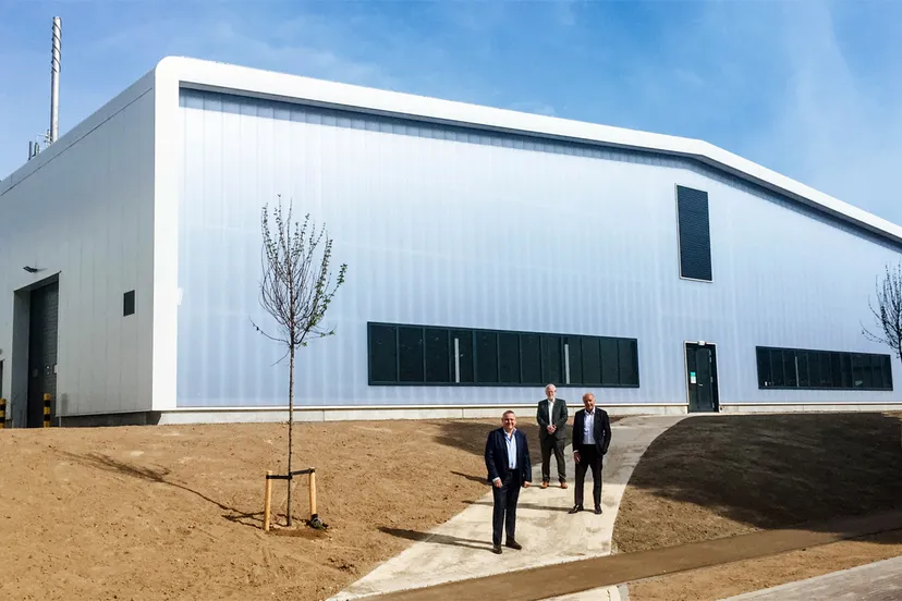 nieuwe destillatie plant isobionics