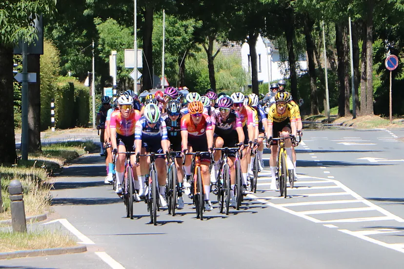 nk wielrennen vrouwen profs leyenbroekerweg sittard