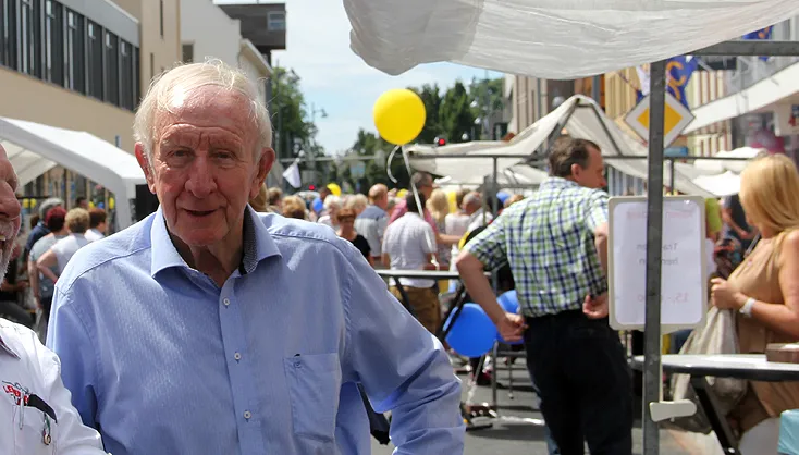 nol hendriks tijdens heropening rijksweg in sittard